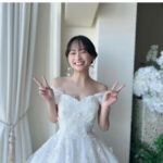 影山優佳のウエディングドレス姿にドキッ！デコルテラインが美しいオフショットに反響