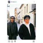 King Gnu・井口理、ポルノグラフィティ・岡野昭仁とのツーショット公開！「スペインで会ってみた」