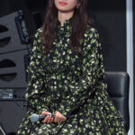 ⼩室安未、おしゃれな韓国アイドル風ヘアスタイルで登場＜CHANGE YOUR LIFE!2023＞