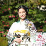 【写真特集】玉田志織、白×緑のゴージャスな晴れ着姿で登場！「あっという間の実りある1年でした」＜2024年オスカー晴れ着撮影会＞