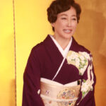 高島礼子、美しすぎる自前の着物姿で登場！藤原紀香との初共演で「これではいけない」と急遽衣装を変更＜明治座創業150周年ファイナル公演 舞台「メイジ・ザ・キャッツアイ」＞