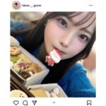 新谷姫加、サンタクッキーを口元に寄せながらのドアップSHOTが「かわいすぎる」とSNSで話題に！