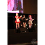 美澄空らMC3人、ミニスカ衣装で華麗にファッションショーに登場！トークと笑顔で会場を癒し温める＜東京コミコン2023＞