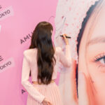 【動画】IVE チャン・ウォニョン、ガーリーな服装で渋谷Hzに登場！可愛らしい顔ハートやウィンクで会場を魅了