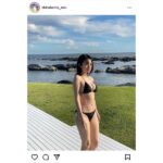 白濱美兎、あどけない表情の黒ビキニオフショットにファン歓喜！「夕陽より綺麗！」