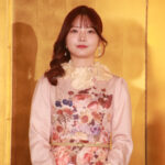 新谷姫加、上品で艶やかな薄ピンク衣装で制作発表会に登場！「ちょっと役だと思ったのに」と驚きを笑顔で語る＜明治座創業150周年ファイナル公演 舞台「メイジ・ザ・キャッツアイ」＞
