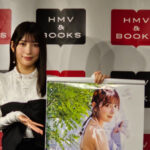 雪平莉左が「100点満点中の150点」と自信を見せた2024年カレンダー発売記念イベントに登場！お気に入りカットは「お尻の丸みを活かした水着」