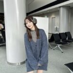 新谷姫加、スラリとした美スタイルに可愛らしい笑顔とピースサインを披露！可愛すぎる耳当てにファンも注目！