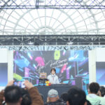 【動画】ショート美女・白石美音(DJ MION)ノリノリのDJパフォーマンス！＜OSAKA MOBILITY SHOW 2023　第12回大阪モーターショー＞