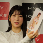 雪平莉左が「100点満点中の150点」と自信を見せた2024年カレンダー発売記念イベントに登場！お気に入りカットは「お尻の丸みを活かした水着」