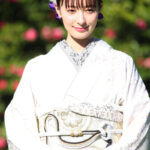 【写真特集】宮本茉由、グレー×白の気品あふれる晴れ着姿で登場！「たくさん勉強することができた一年でした」＜2024年オスカー晴れ着撮影会＞