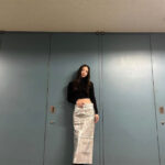 横田真悠、カジュアルからシックまで変幻自在の着こなし披露！「どの日の衣装が好き？」