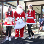 【写真特集】新井美穂、ミニスカサンタ衣装でクリスマスゴルフを盛り上げる！　