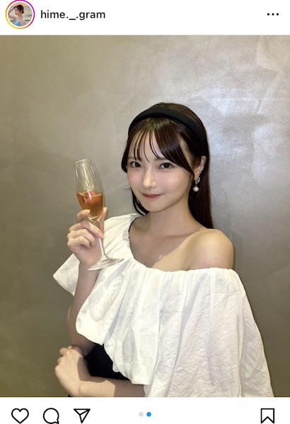 新谷姫加、エレガントなドレスを身に纏いワイングラスを片手にほろ酔い気分。「ゼロイチ大忘年会」での優雅なひと時を披露！