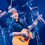 コブクロ、結成25周年イヤーの全国ツアーファイナル公演を無事完走！