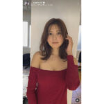 林ゆめ、大胆デコルテ魅せ＆無造作ヘアで大人の色香漂うショートムービーを投稿！