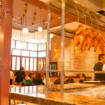 新オープン！エリア最大級「虎ノ門ヒルズステーションタワー」ダイニングフロアをインフルエンサー・花野苺がレポート！