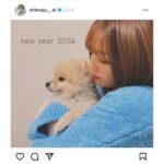 篠崎愛、愛犬とともに新年初投稿！美しすぎる横顔にうっとり