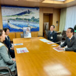 静岡県富士市出身「ミセスSDGsジャパン」グランプリ、朝日紋伽さんが富士市長を表敬訪問！