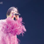 【ライブレポート】酒井法子、いまだフレッシュな歌声＆美貌で魅了！〈TOKYO AUTO SALON 2024〉