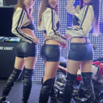 【動画】SPHERE LIGHT(スフィアライト)・宇都宮茜・立花あい・綺咲あみ、美脚＆美腹筋アピールの変形衣装で東京オートサロン2024に登場！