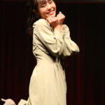ANN、可愛すぎる緑ワンピース姿でランウェイをウォーキング！＜COLOR COLLECTION＞