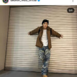 岩田剛典、爽やか笑顔で「山フェス」の思い出投稿！「スピーカー持参で爆アゲは最高に可愛い」「ばりかっこいい！」