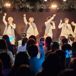 【動画】6人組メンズグループ・+1（プラスワン）、デビューワンマンで「WE CAN DO IT！」を熱唱！