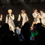 【動画】6人組メンズグループ・+1（プラスワン）、デビューワンマンで「WE CAN DO IT！」を熱唱！