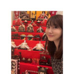 安めぐみ、豪華なひな人形の前で長女と密着ショット！ファンから「美しい」「豪華なお雛様」「女の子が二人で楽しいひな祭りになりますね」との声