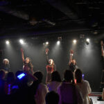 MOON RABBiTS、「ZUTTOMOTTO」「天使にはなれない」とともにライブを盛り上げる！＜イベントレポート＞