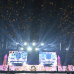 最年⻑レジェンドアイドル柏⽊由紀AKB48⼈⽣の集⼤成！17年間の全てが詰まった卒業コンサート！柏⽊「AKB48は⼈⽣そのもの。私は世界で⼀番幸せ者です！」 ⼩嶋陽菜、⾼橋みなみ、峯岸みなみ、指原莉乃などOGメンバー15名も⼤集結！