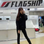 仲美由紀、超カッコいい！超絶美脚をパンツスタイルで披露！「細っ」「脚が細くて長くてスタイル抜群です」の声