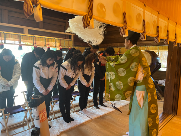 ホッケー女子日本代表さくらジャパン、戸越八幡神社でパリ五輪の必勝祈願！及川「メダル獲得！目標のスタートラインに立てた」