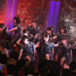 ≒JOY、ストライプネクタイがカッコ可愛い「笑ってフラジール」衣装でNIGに登場！＜NEXT IDOL GRANDPRIX（NIG FES 2024）＞