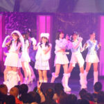 OCHA NORMA、絶対領域まぶしい「ミニスカ×ブーツ」衣装でNIGに登場！＜NEXT IDOL GRANDPRIX（NIG FES 2024）＞