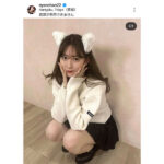 小嶋陽菜、ミニ丈スカートで「女神猫すぎる」SHOT披露！ファン歓喜の声！