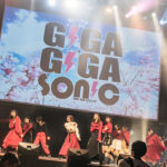 【写真特集】WHITE SCORPION、スタイル際立つタイトな衣装で全力パフォーマンス！＜GIGA・GIGA SONIC 〜新生活でもオタクライフ！！〜＞