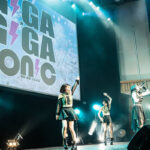 【写真特集】.SHAR-LiE、お腹チラ見せのシックな衣装でファンを悩殺！＜GIGA・GIGA SONIC 〜新生活でもオタクライフ！！〜＞