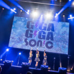 【写真特集】.SHAR-LiE、お腹チラ見せのシックな衣装でファンを悩殺！＜GIGA・GIGA SONIC 〜新生活でもオタクライフ！！〜＞