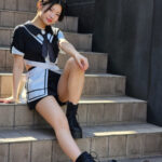 【写真特集】美凪(.SHAR-LiE)、オーバーオールミニ丈コーデで美脚披露！ 「物心ついた時から歌うことが好きでした」