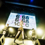 【写真特集】.SHAR-LiE、お腹チラ見せのシックな衣装でファンを悩殺！＜GIGA・GIGA SONIC 〜新生活でもオタクライフ！！〜＞