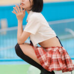 【写真特集】ステミレイツ・ごみちゃん、スケ感カワイイ制服水着で登場！ ＜SPLASH SUMMER×近代麻雀水着祭2024＞