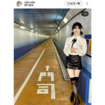 フリーモデル・KM、韓ドル風衣装で美脚披露！