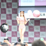【写真特集】松本いちか、可憐な美ボディきわだつピンク水着でランウェイに登場！ ＜SPLASH SUMMER×近代麻雀水着祭2024＞