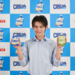 藤原大祐が、「クーリッシュ」を飲んでクールに出勤！灼熱の都市でサンボマスターの名曲を熱唱する！