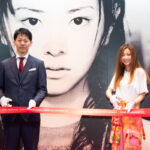 倉木麻衣、デビュー25周年記念ミュージアムOPEN！本人も「びっくらき！」な等身大リアルフィギュアもお披露目！