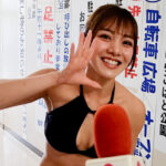 【動画】長谷川晴奈、胸元が開いたブラック水着で近代麻雀水着祭2024の意気込みを語る＜SPLASH SUMMER×近代麻雀水着祭2024＞