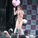 【写真特集】松本いちか、可憐な美ボディきわだつピンク水着でランウェイに登場！ ＜SPLASH SUMMER×近代麻雀水着祭2024＞