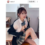 うんぱい、背徳の制服姿でふっくら美バスト公開！